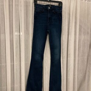 7 For All Mankind Ultra High Rise Skinny Boot size 28